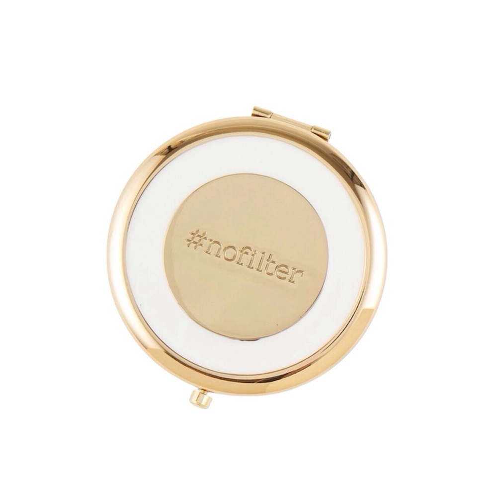 NO FILTER COMPACT MIRROR